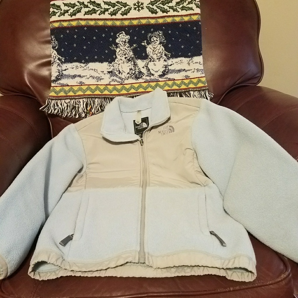 THE NORTH FACE jacket.